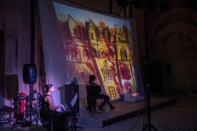 A Siviglia C è Un Barbiere 03 Low