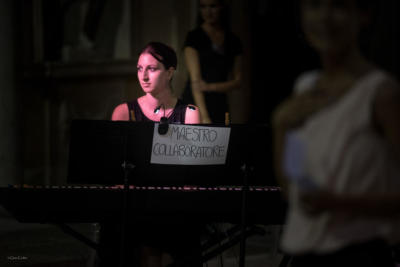 A Siviglia C è Un Barbiere 10 Low